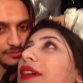 Sexy Punjabi girl friend big boobs squeezed mms