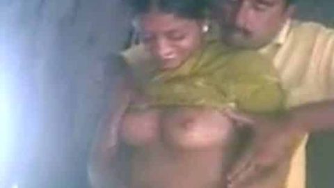 South Indian sex video of desi girl getting naughty with bf