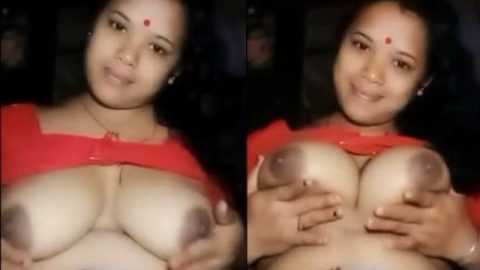Assamese wife showing her big boobs on cam