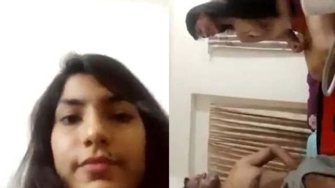 Bangladeshi girl made video of her illicit sex session