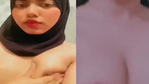 Bangladeshi hijab girl boobs show selfie viral MMS