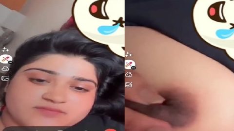 Bangladeshi maal video call boobs show to lover