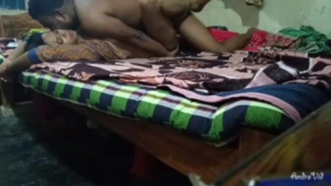 Bangladeshi slim housewife etting pussy screwed by hubby