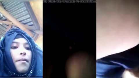 Bangladeshi young Hijab girl secretly fucking with boyfriend