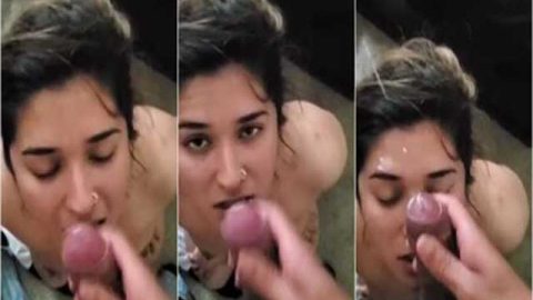 Pakistani girl taking cum in mouth