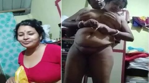 Bengali Boudi big boobs press and pussy fuck
