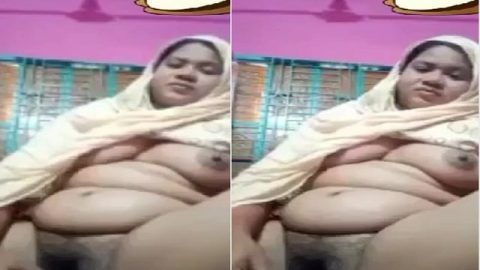 Bengali boudi hairy pussy masturbation with video call