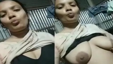 Bengali sex boudi nude video shared with lover