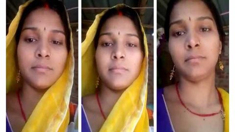Bihari village Bhabhi showing her pussy hole