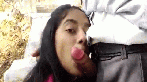 College girl blowjob outdoors video to ignite your sex nerves