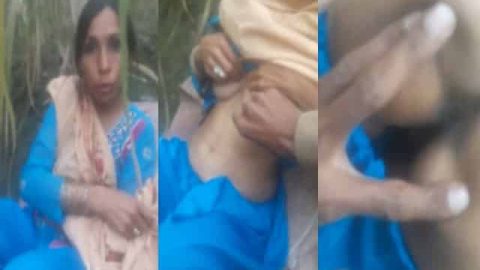 Dehati aunty showing asshole to her secret lover