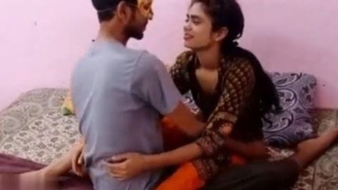 Dehati teen girl sex with lover on cam