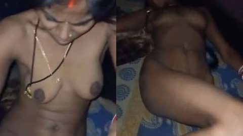 Desi Bihari housewife captured nude on mobile cam