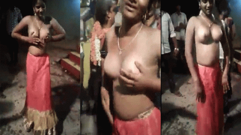 Desi girl topless dance show