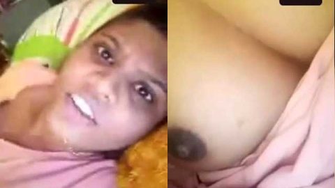 Desi girl showing her dark nipples on video call