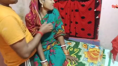 Desi mature bhojpuri couple homemade sex video leaked