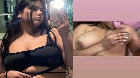 GF showing tight ass and big boobs viral MMS
