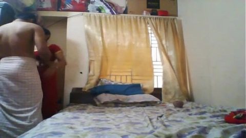 Hindi Porn Of Husband and wife enjoying in honeymoon at their first night