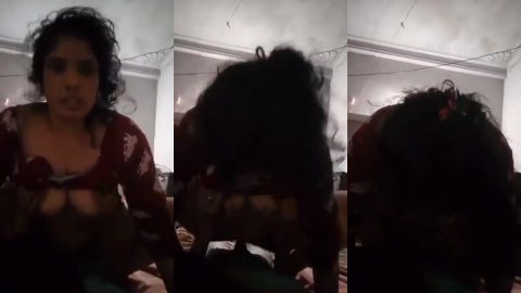 Horny indian bhabhi riding like a cowgirl on teen boy's cock