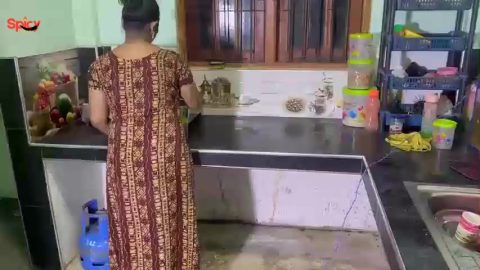 Hot maal bhabhi illicit passionate sex with horny devar in kitchen