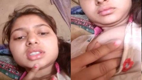 Indian beautiful girl showing her pink nipples