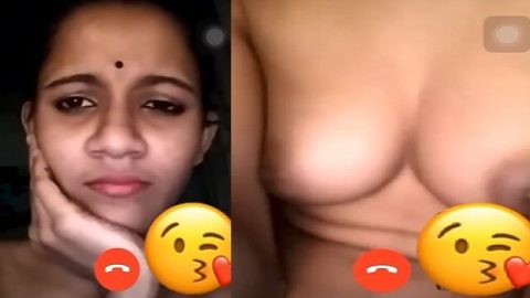 Indian girl nude boobs show on WhatsApp