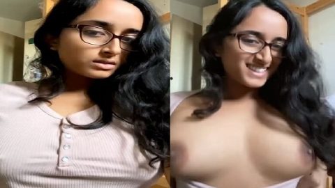 Indian girl without bra shows beautiful naked boobs