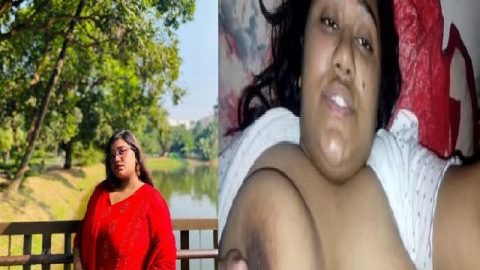 Indian lesbian BBW exposing huge boobs in selfie