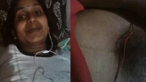 Kerala wife selfie video showing hairy pussy viral clip