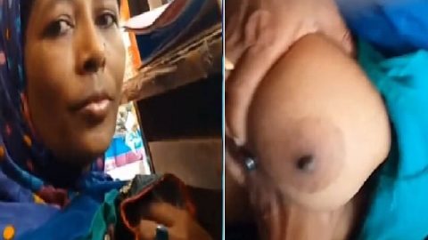 MILF milky boobs press by shopkeeper viral MMS