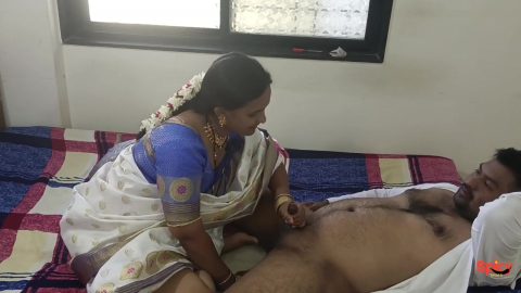 Marathi Kavita bhabhi sucked dick and pounded her pussy