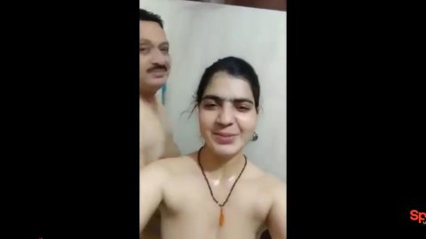Marathi sexy maid and mature home owner spicy chudai in bathroom