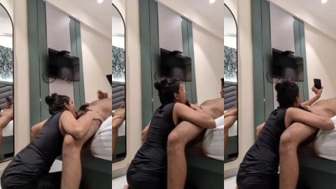 Middle-class girl Sitara sucking deeply bf's cock in hotel room