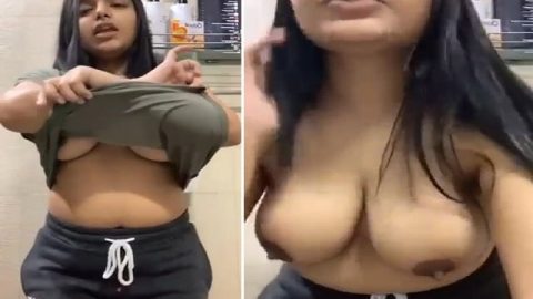 Milk tanker Indian girl topless in bathroom