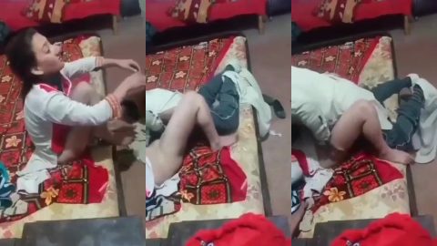 Pakistani Karachi boys and slutty step-sister hot threesome sex