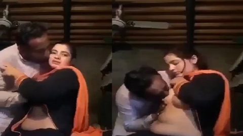 Pakistani bhabhi boob press and sucking sex affair