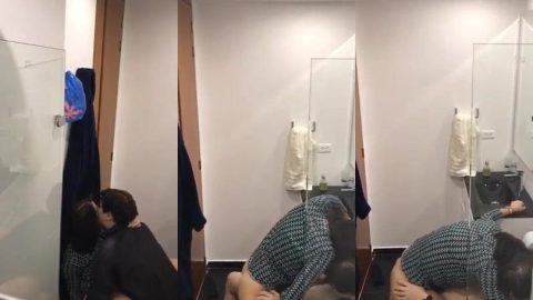 Sexy Manipuri girl fucked in bathroom by horny lover