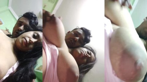 Sexy Meerut bhabhi shows first time her big boobs to lover