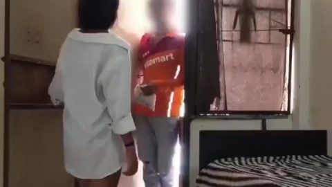 Sexy girl pays delivery price by her hot pussy in hindi audio