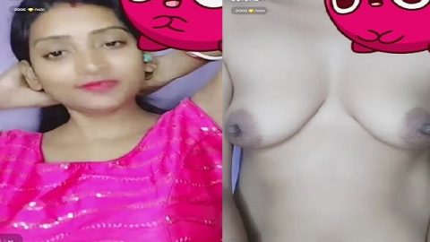 Stripchat young bhabhi showing topless body for money