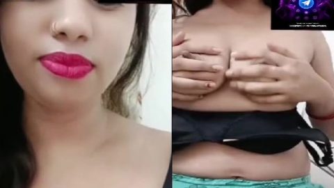 Tango girl Sweety Queen shows soft boobs with long nipples