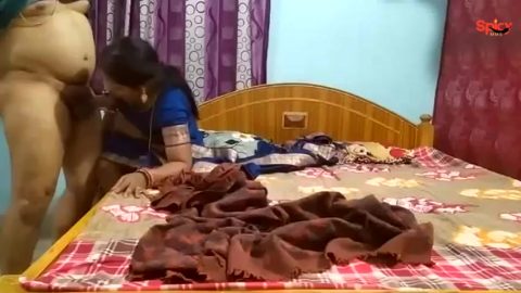 Thirsty slutty bhabhi in saree gets screwed from handsome neighbour