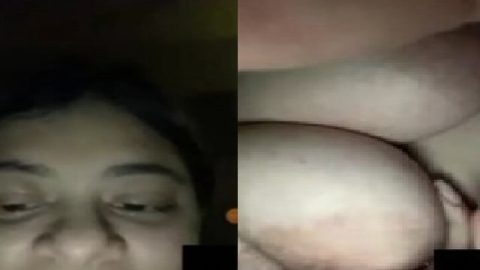 WhatsApp chat naked boobs show by sexy viral girl