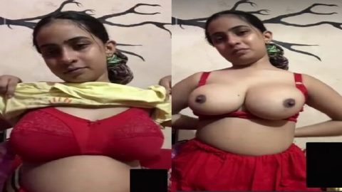 WhatsApp video call viral girl showing big boobs