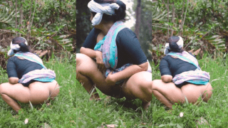 Adivasi Woman’s Outdoor Pee Big Ass Show Display