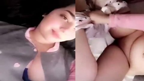 Beautiful Pakistani sex girl naked pussy show