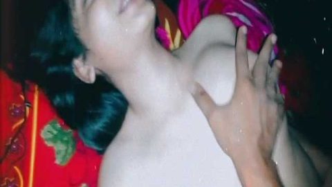 Beautiful girl recorded nude on bed before sex