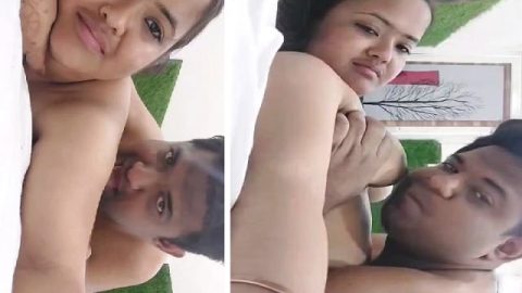 Beautiful girlfriend boob press and sucking