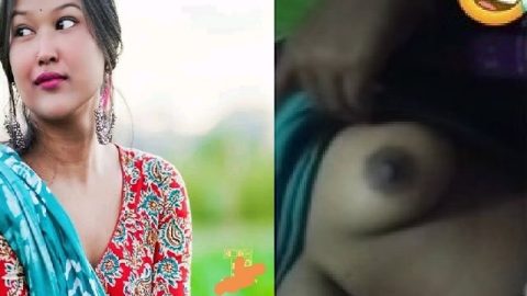 Beautiful girlfriend video call FSI sex chat