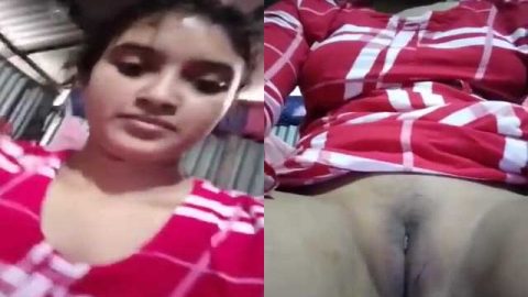Beautiful village girl showing pussy on cam